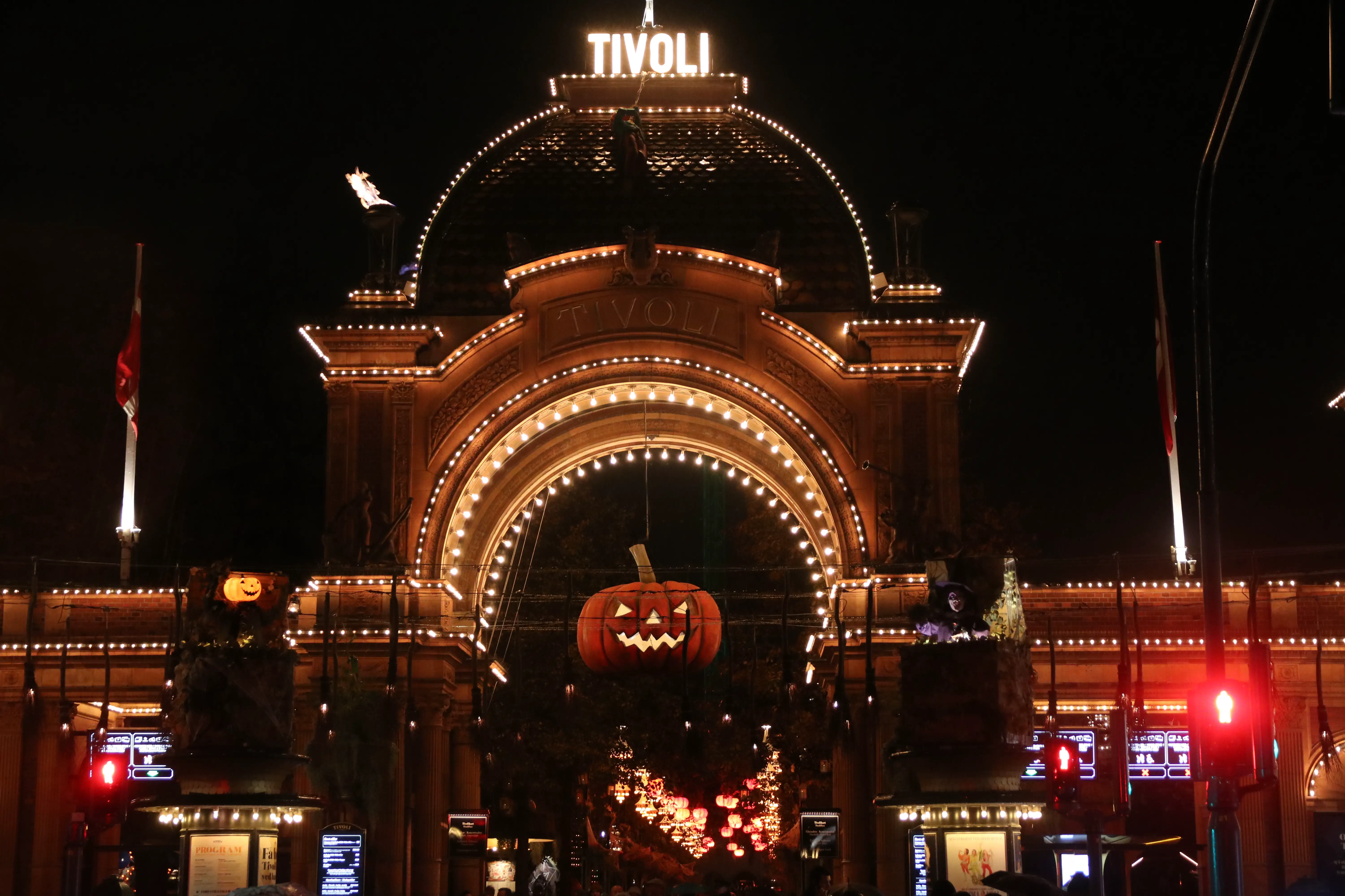 Travel: Tivoli in Fall | janavar
